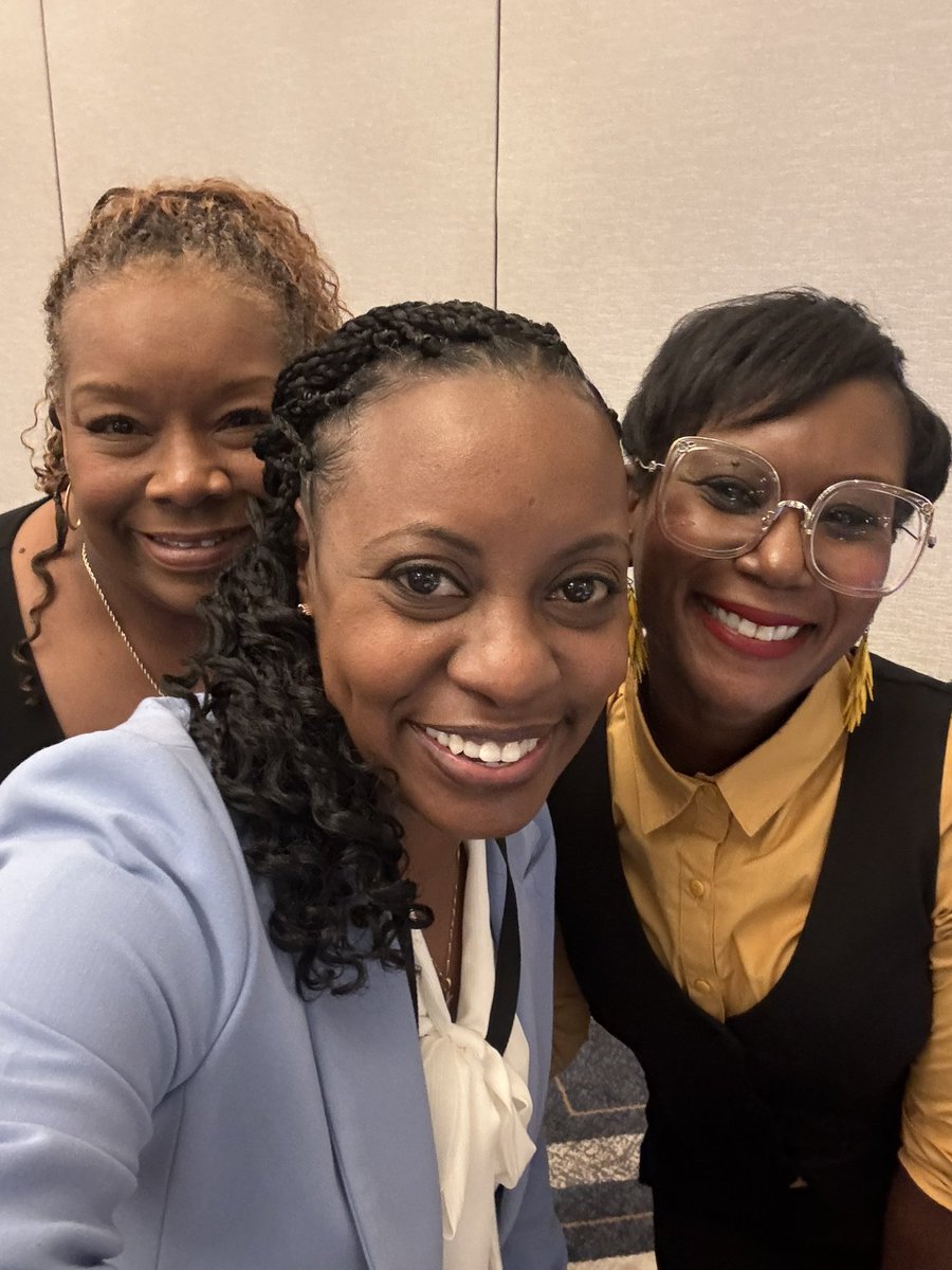 J. Rolling tweet media