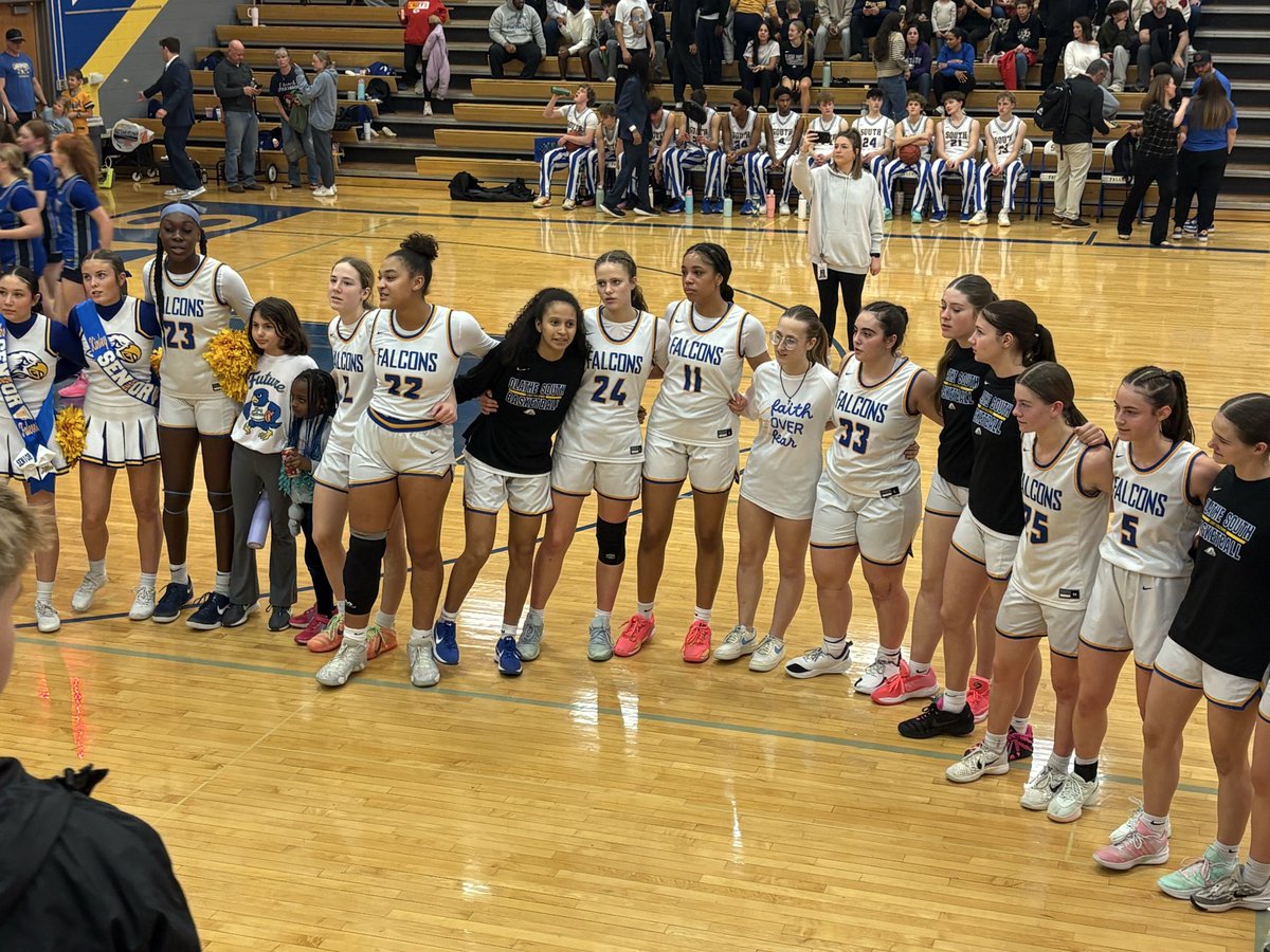 steward4TheKing's tweet photo. FINAL 
@OS_LadyFalconBB  67
@ow_owls 36

@eve_long23 33pts 10rb
Aleigha 8pts 5rb
@BrookeMaupin0 7ast
@MacyPrice2026 8pts 4ast 
Pheobe P. 11pts 

@JessicaEBorders 13pts

@Metro @KCHS_Hoops @mokansportsnet
@SunflowerSmack @KSHSAA @sportsinkansas https://t.co/g6VgbbZFu8