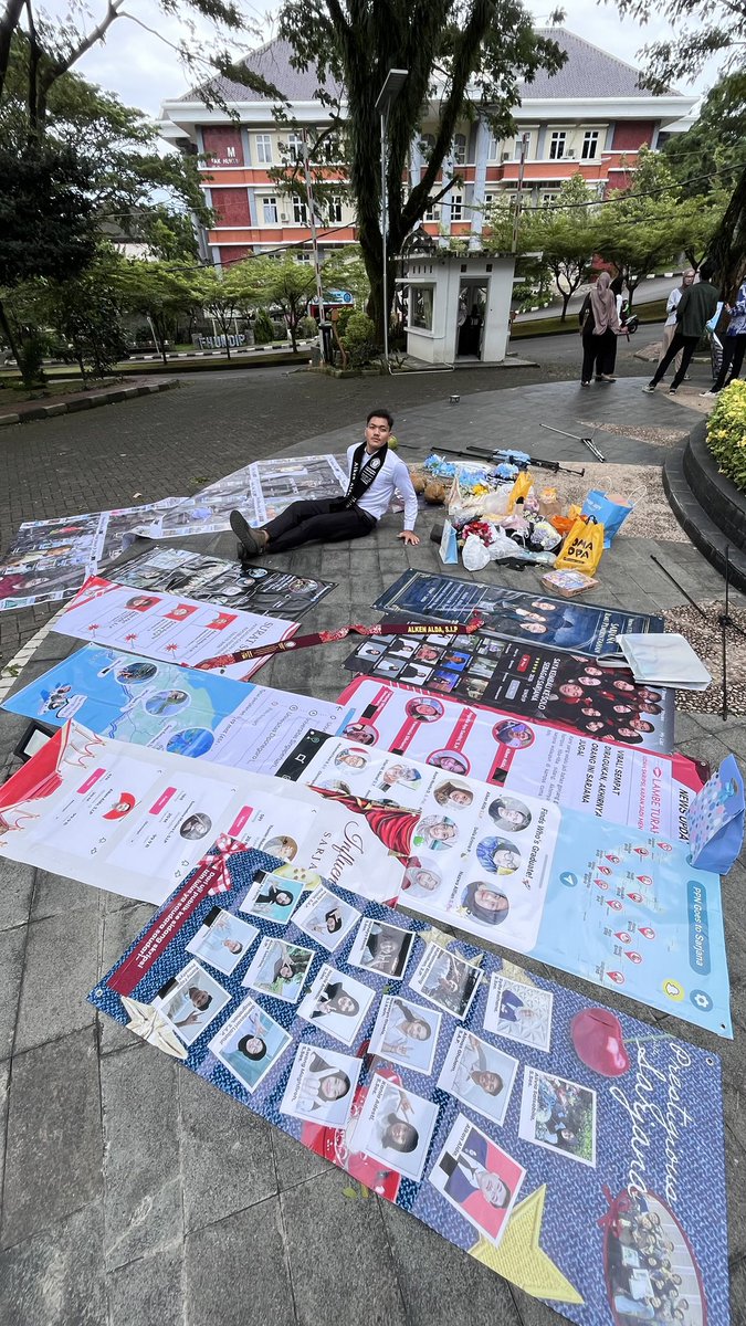 Izin menyambut hari dengan gelar baru 🫸