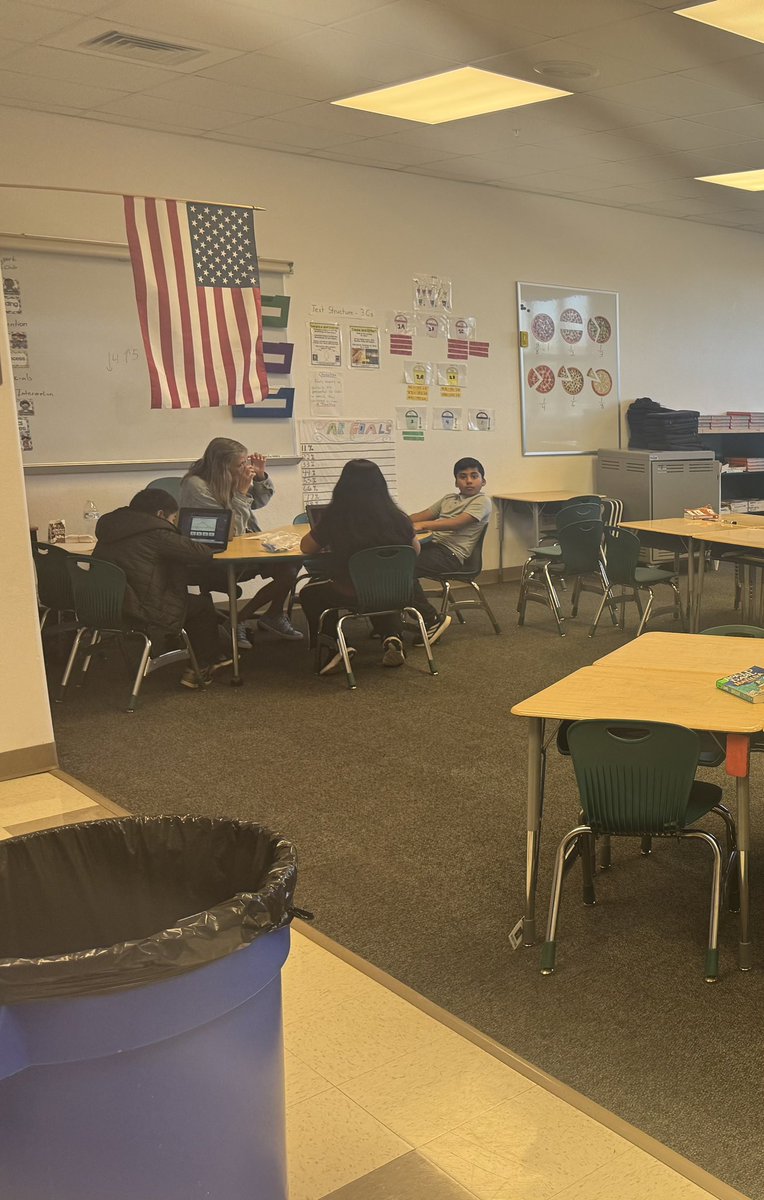 Manatee Elementary tweet media