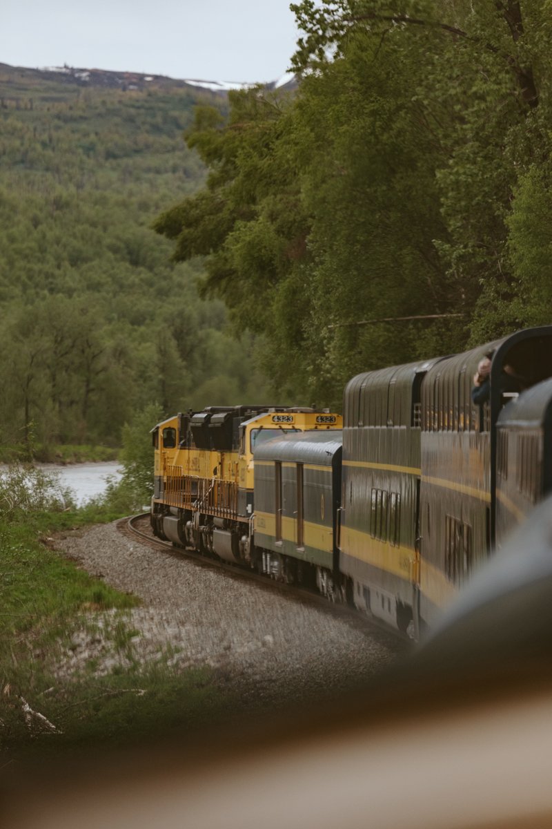 Alaska Railroad tweet media
