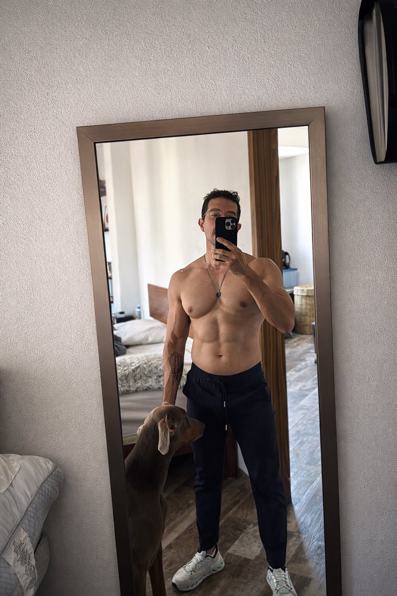 Esta porque me gustó mi cabello; así como me gustas tú.