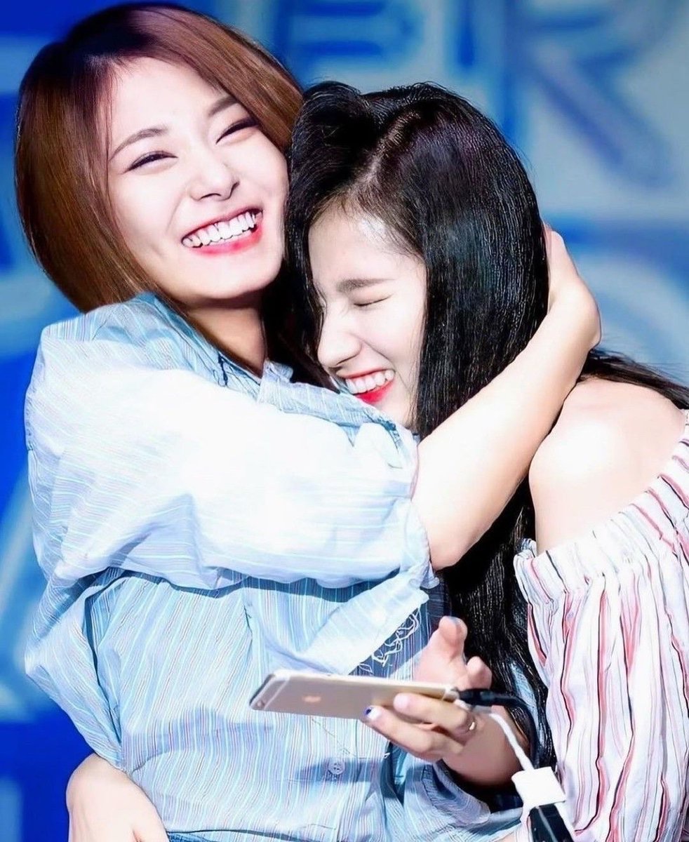 History of satzu💜💙