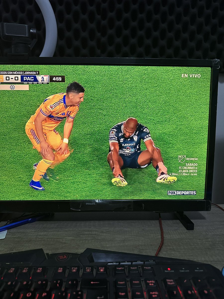 Veamos un rato al foking chivo 🐐🇻🇪