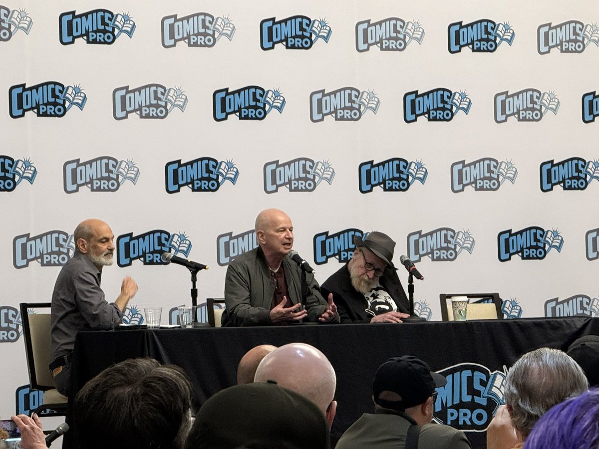 topcowmatt's tweet image. Very cool to hear Klaus Janson and Frank Miller discuss the upcoming 40th anniversary of Dark Knight Returns!  

#wearecomicspro #comicspro