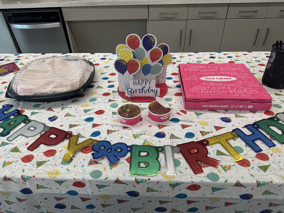 CFISDRosario's tweet photo. Today we celebrated our February and March #CFISDcommsquad birthdays!! Jennifer, Donna, and Todd we love you guys and wish you a happy, happy birthday! ๐๐@CyFairISD #CFISDspirit ๐๐๐ https://t.co/qFCurhloMk