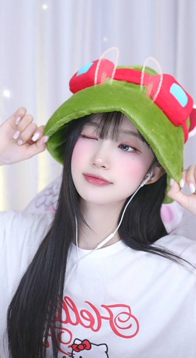 saturday_fan's tweet photo. Wallpapers de Harin 🍒
#harin #chuming #churin https://t.co/BUS4Aec044