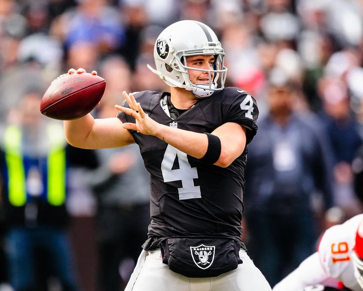 nflrums's tweet photo. 🚨🚨 TRENDING 

Bleacher Reporter says former #Raiders Derek Carr is the  77th best QB of all-time