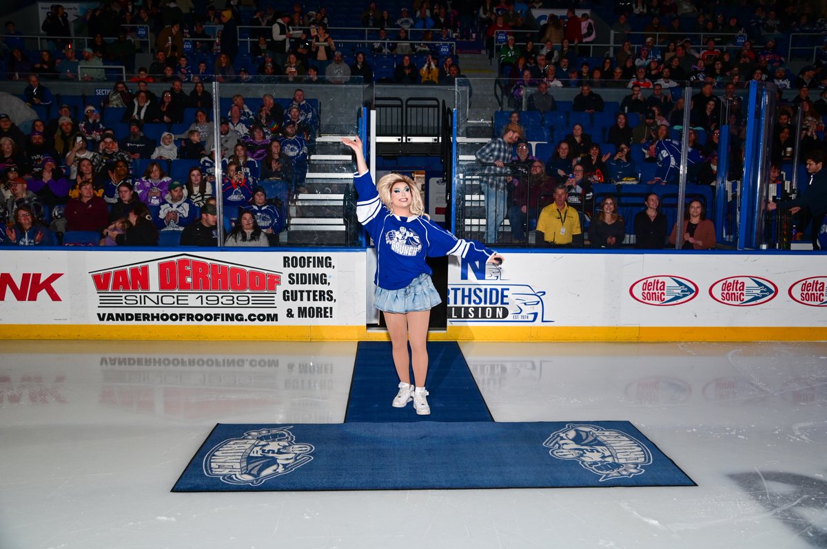 x - Syracuse Crunch tweet media