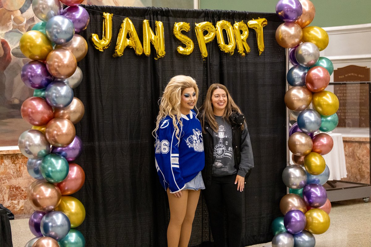 x - Syracuse Crunch tweet media