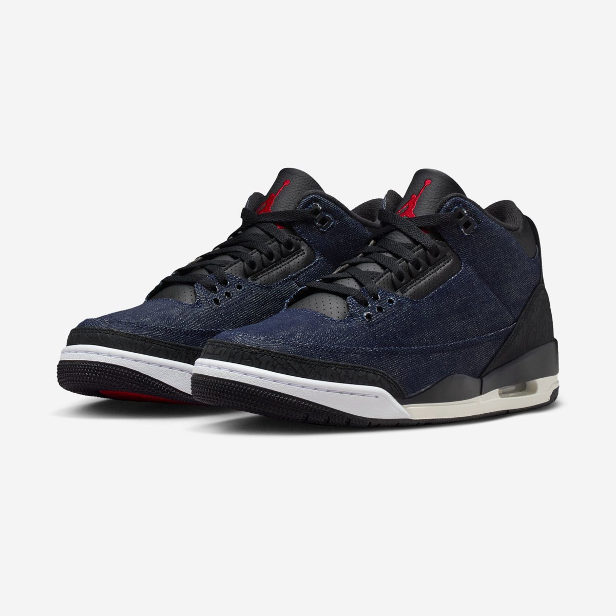 KicksFinder tweet media