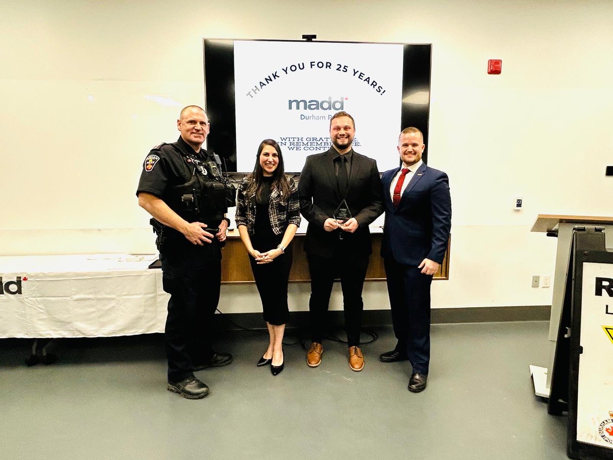 Peter Moreira tweet media