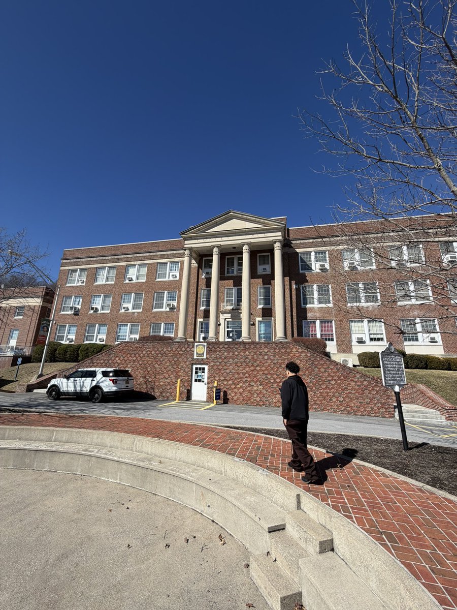 Tomas Cintron tweet media