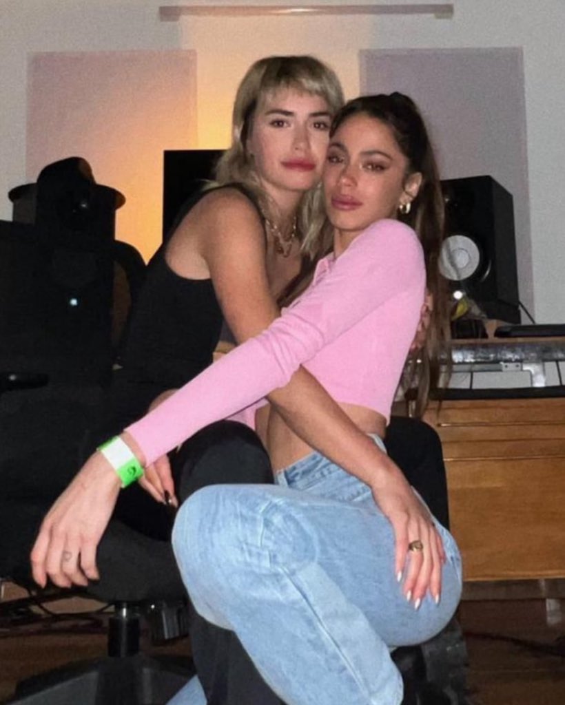 SE VIENE — LALI x TINI (2026).