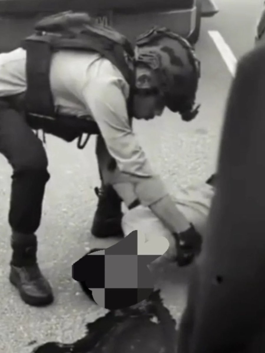 sosmed keras tweet media