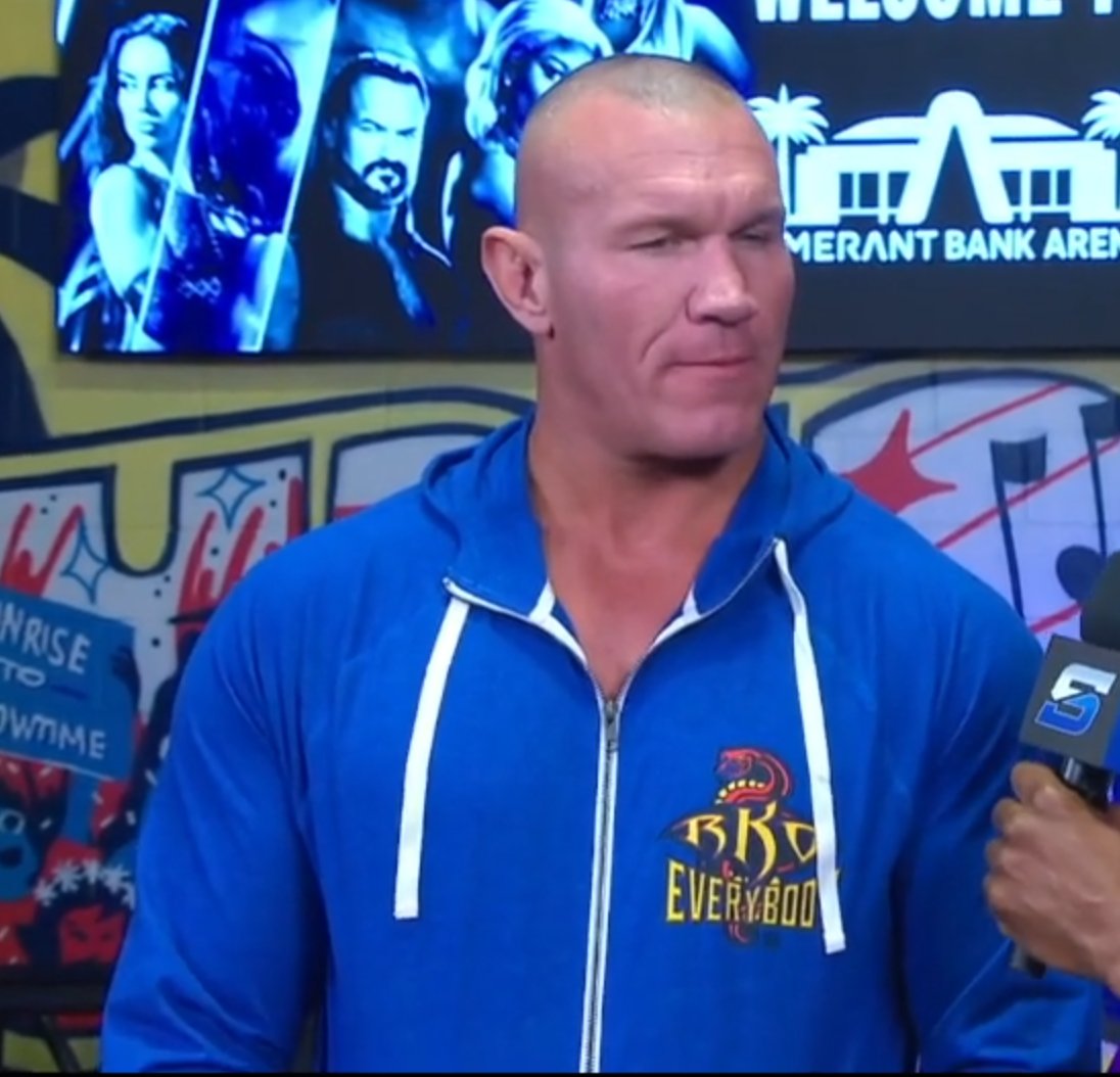 RANDY!!! #SmackDown