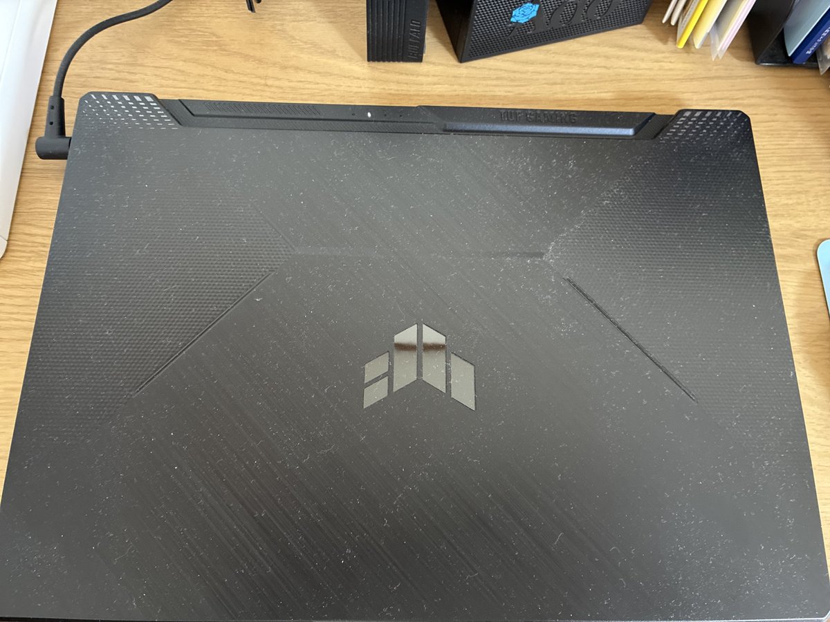 ふふふ…私はゲーミングPCにしましたよ…お互い思いっきり楽しみましょう