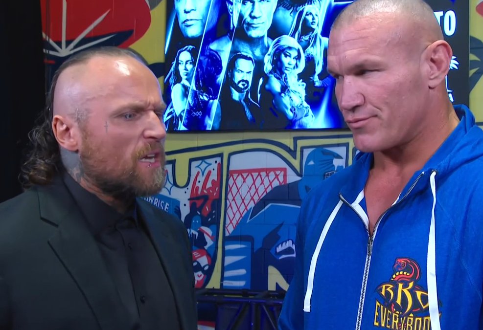 This company doesn't know what to do anymore #SmackDown