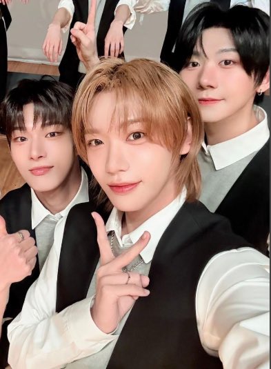 urXnoona's tweet image. 🚨SHUAIHANVEN GDM🚨

-for shuaihan, shuaiven, hanven gdm only 
-🔞
-no akgaes
-most likely i’ll filter this 
-must be shuaihanven enjoyer 😛

(Legit na to na gdm gagawin ko na HAHAHAHA)