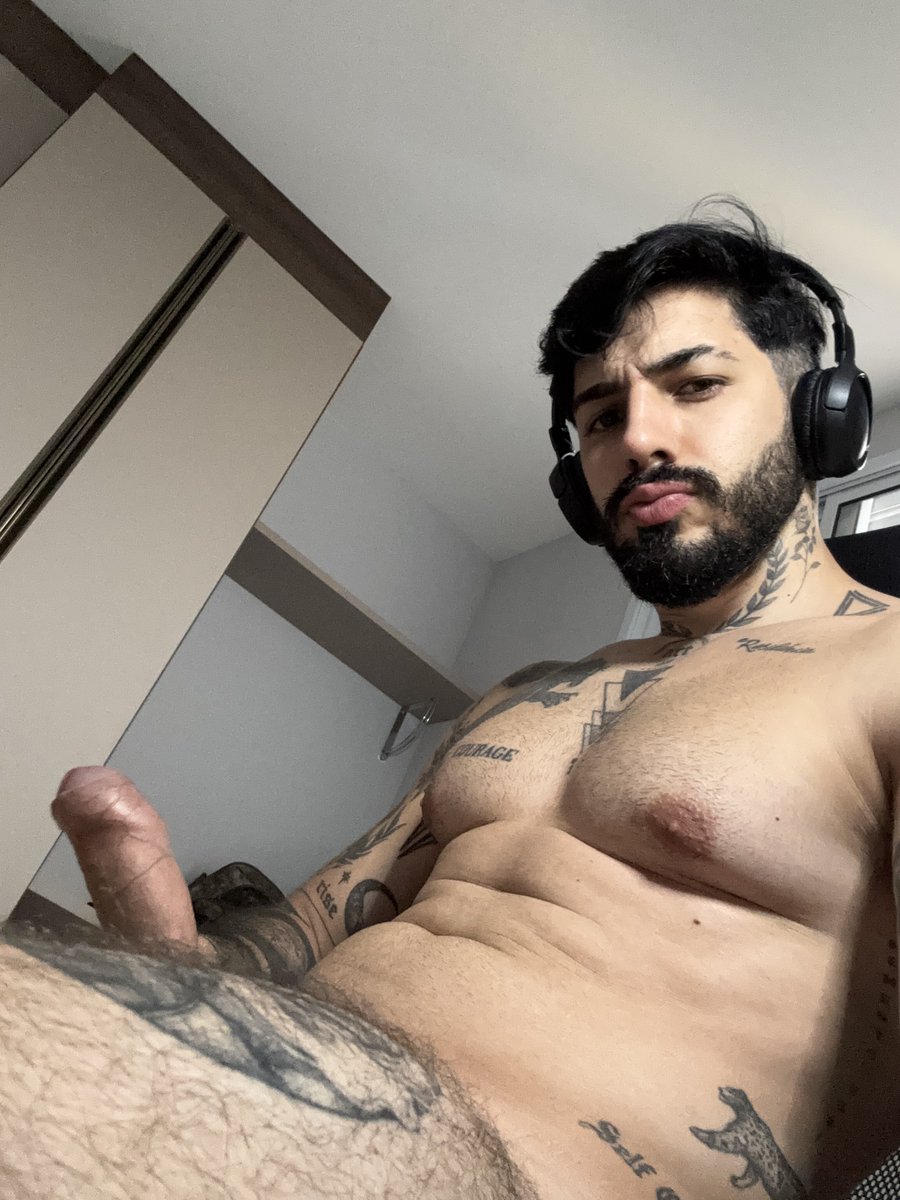 quer ver nessa posição gozando? Da Rt que eu mando na dm