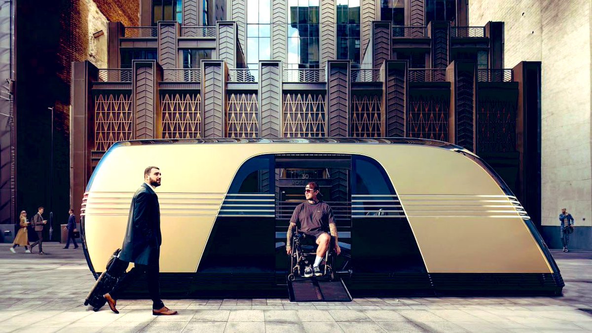 Can3933's tweet image. 看了三届的温哥华房车展、有些失望

几无年轻人参观，只剩老人 老车、乏善可陈，现在的产品（无论是背驭、拖挂、自行式）和十几年前的产品没多少差别，而且受多种因素影响，各款价格均有上涨。

未来将至，还是期待老马的Robovan RV早日上市，我第一时间预订一台。