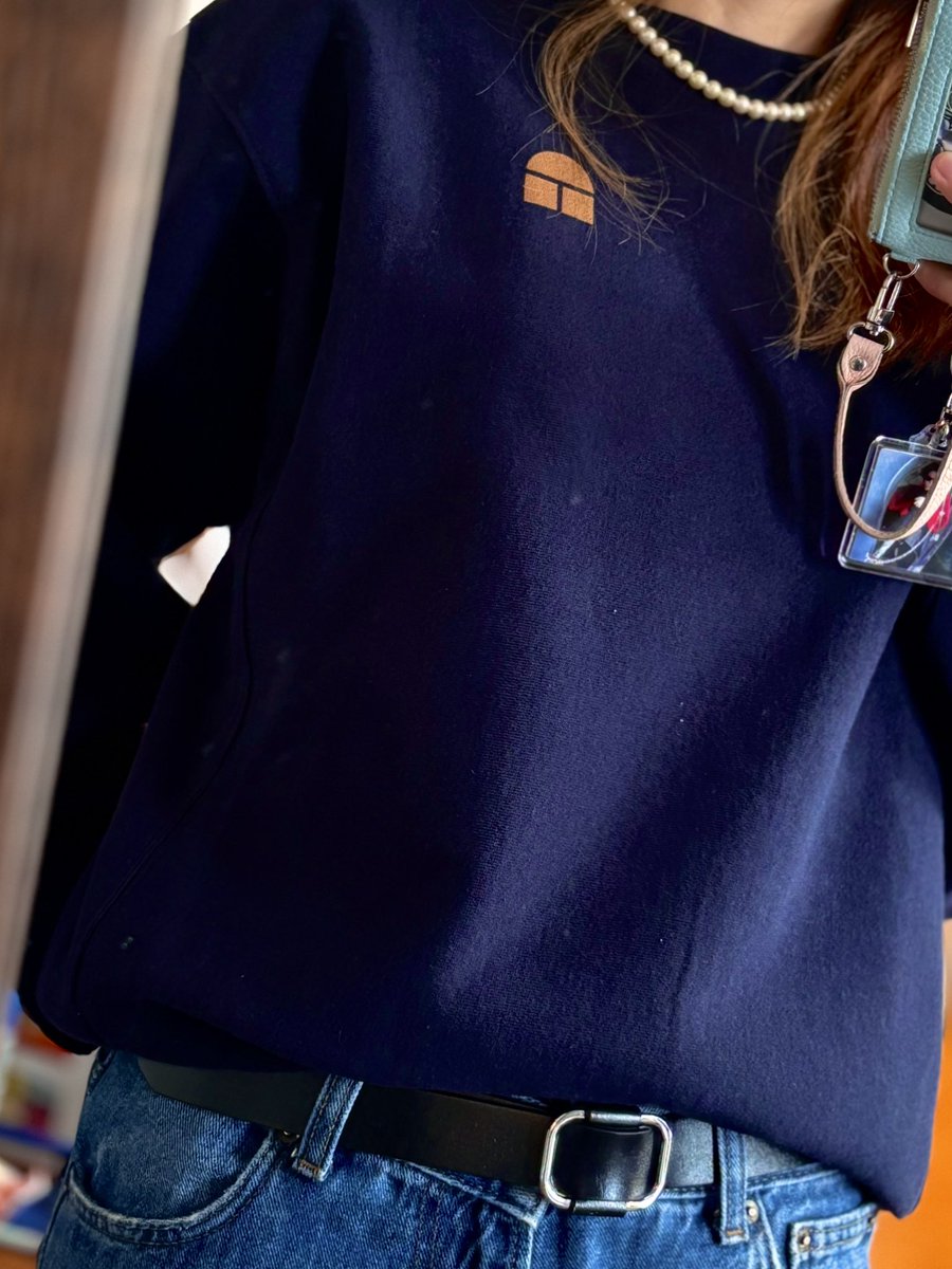 とどいたから早速着てみた🥰 喫茶店のトレーナー☕️S〜Mサイズだけど