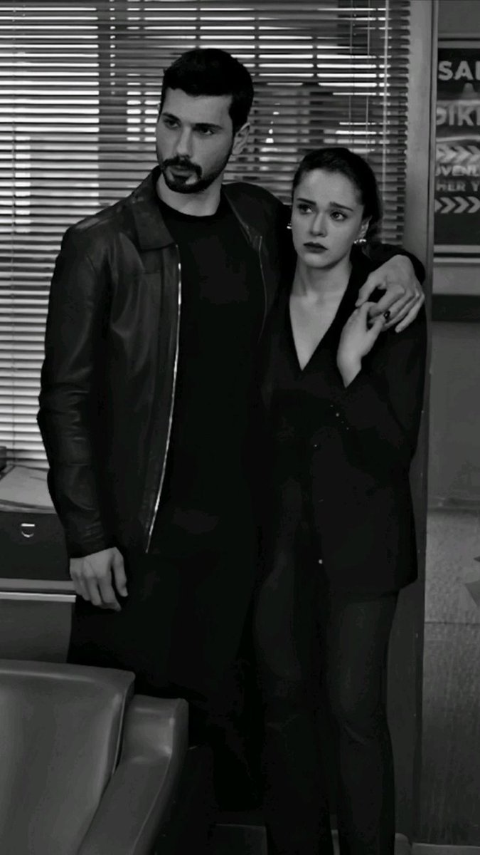 ImJaneok's tweet photo. Karasular. 🔥 

#DenizCanAktaş #MirayDaner https://t.co/9wVzB7SMhX