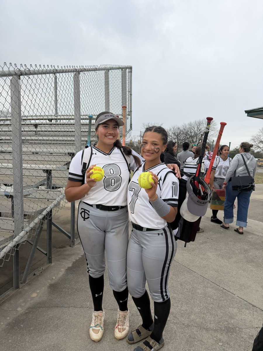 Clark Softball tweet media