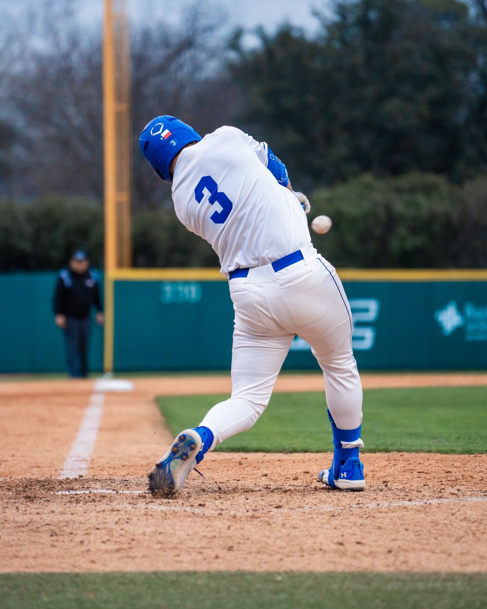 UTAMavsBSB's tweet photo. A perfect day at the plate.
#3 Zack Mazoch goes 4-for-4 in the home opener. 🤠⚾️

#BuckEm🐎 https://t.co/dZZL5vZ9Vs