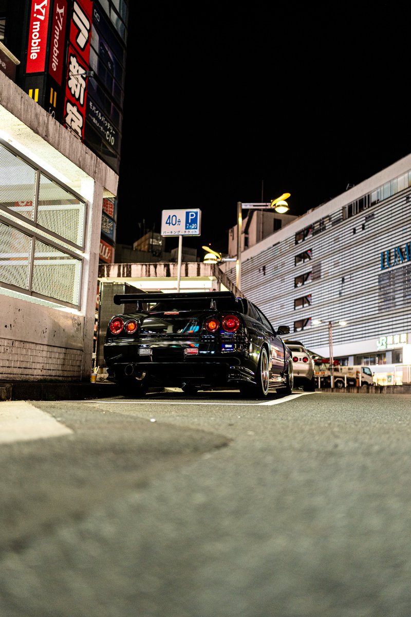 EitoCamera's tweet image. Their life in Shinjuku