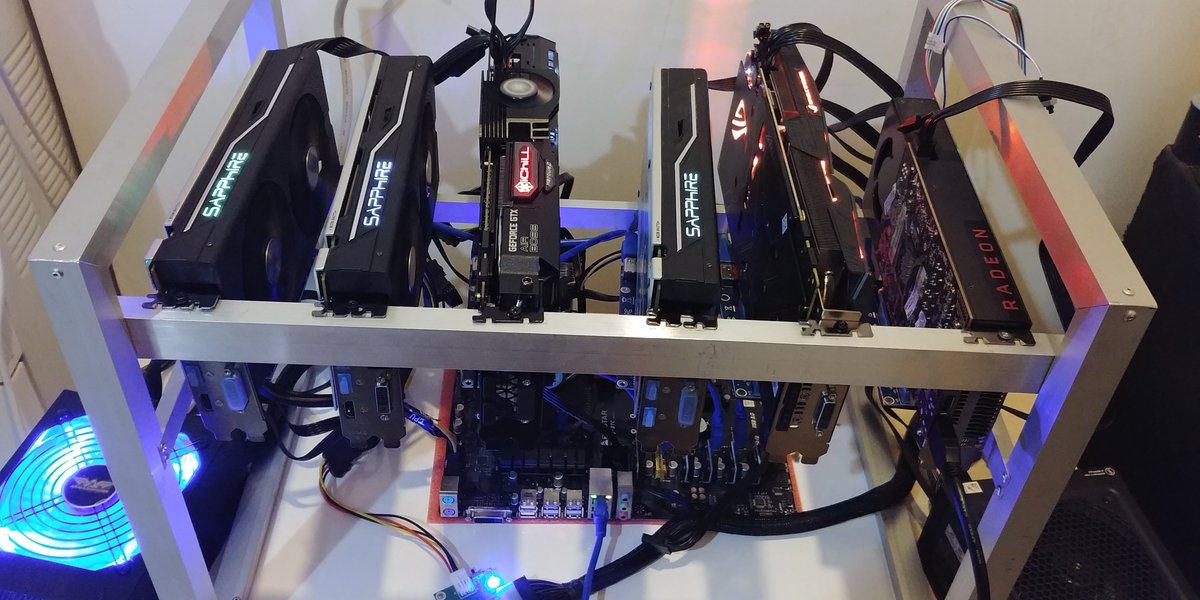 Tahun 2017 sempat punya sekitar 10 GPUs (GTX 1080Ti + AMD 480 series) untuk crypto mining 😆
Cukup untuk nge-run local LLM yang capable tidak ya?