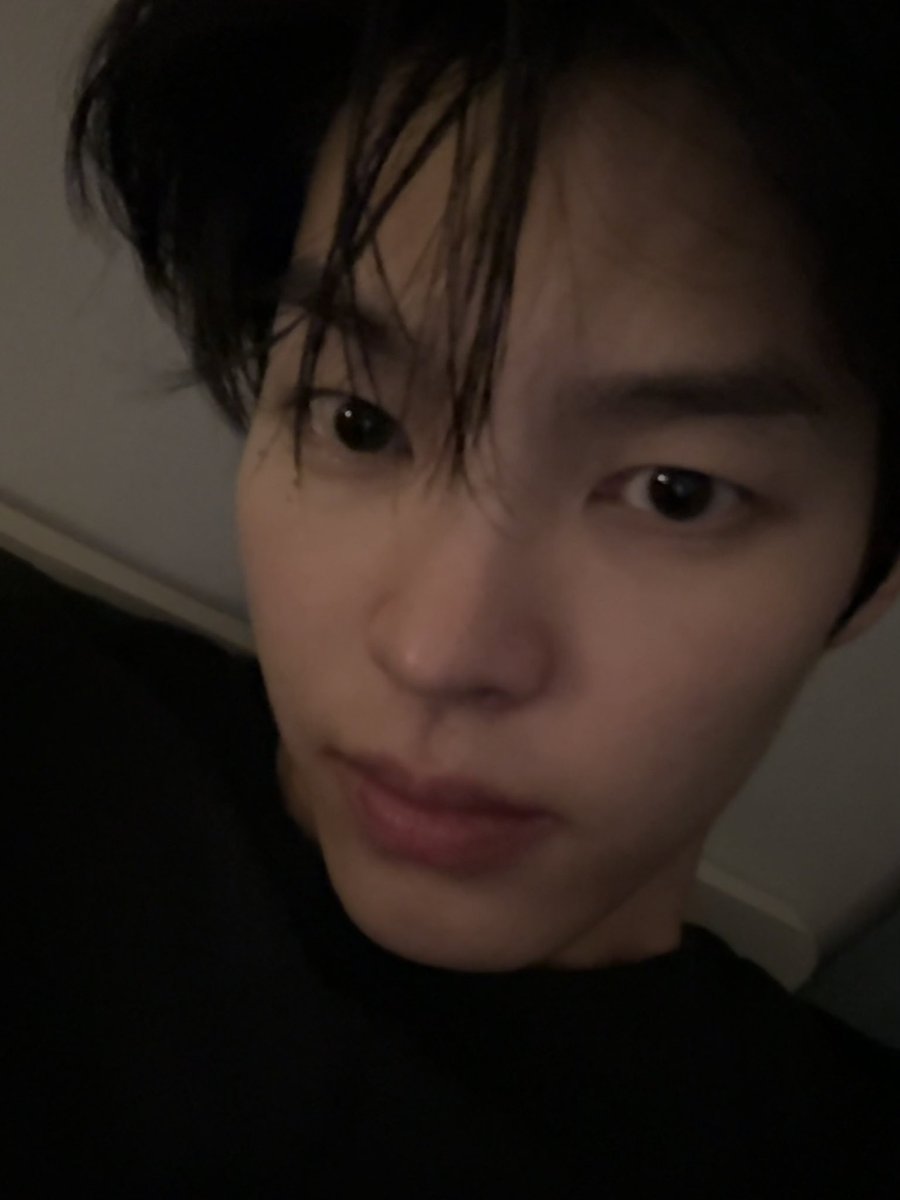 ♡ wallpaper/homescreen
♡ last song i listened to
♡ last saved kdrama actor 
♡ five mutuals who should do the same!
<a href="/akoki0N/">ᴍɪᴜ.ᐟ.ᐟ.ᐟ</a> <a href="/ekocries/">ؘ</a> <a href="/earthtosuho/">⋆wano⋆˚ʚɞ</a> <a href="/swagnchillvibes/">mar</a> <a href="/yensieun/">femjoowon</a>