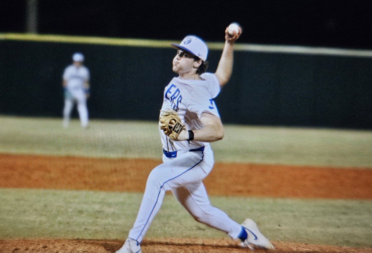 Jesuit Baseball tweet media