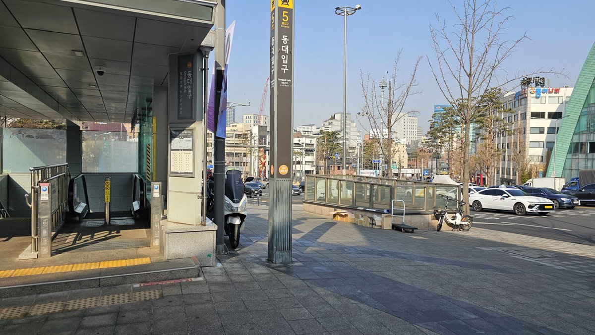 할일없는하루 tweet media