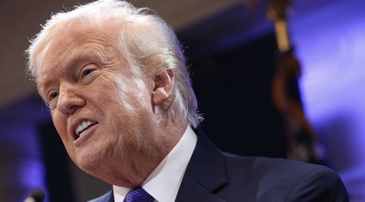 🚨BREAKING: <a href="/realDonaldTrump/">Donald J. Trump</a> signs order for 10% global tariffs defying the ruling by Supreme Court.

The US Supreme Court has handed down its decision on #Trump's tariffs. In a blow to the president's administration, the government could now face a massive outlay to refund taxes