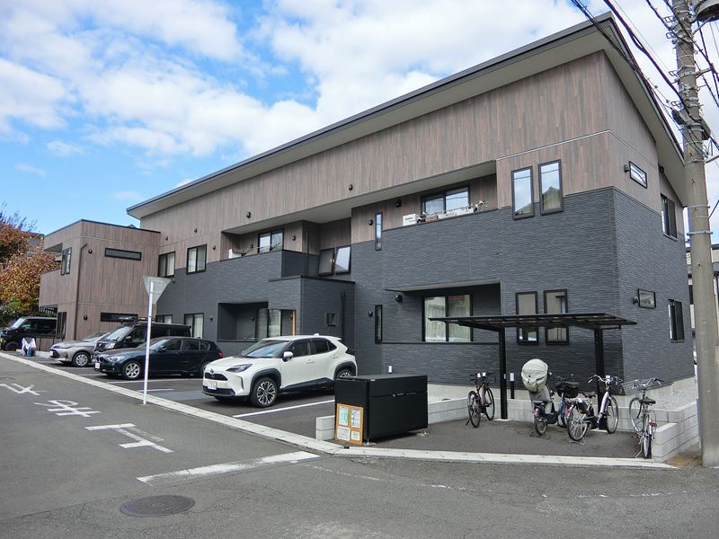 Houseshop_'s tweet photo. 【貸アパートの新着物件】東急田園都市線【長津田駅】より徒歩16分 【2LDK】お家賃…127,000円　詳細はお気軽にお問い合わせください★ https://t.co/a4oT1TPy7X https://t.co/CxT08SxbVh
