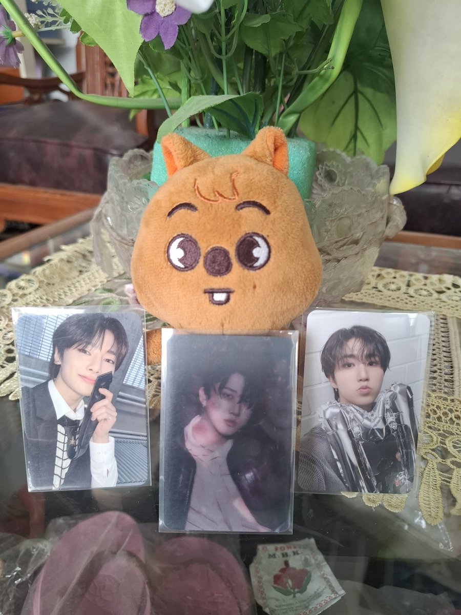 CHANLIIEEE tweet media