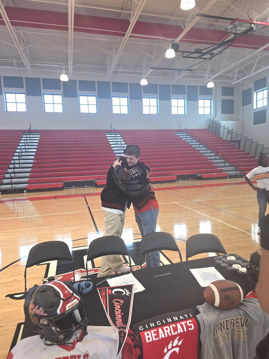 Solomon Mathis tweet media