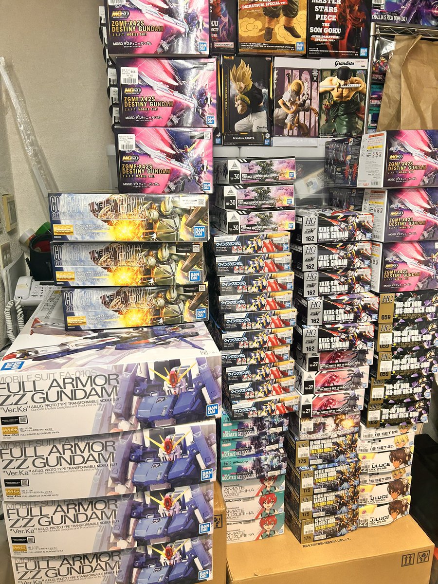 MG フルアーマーZZ、MGSDデスティニー売り切れました🙇‍♂️