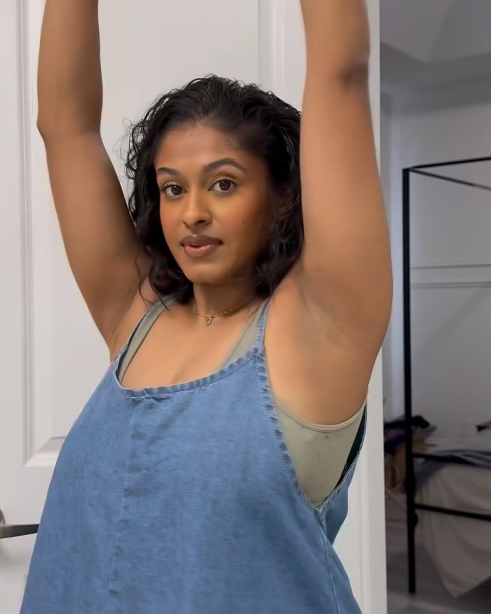 dj_rihya11's tweet photo. This is the best colour for a lickableeeee armpiiiiiiiit https://t.co/RFcbk3IK8P