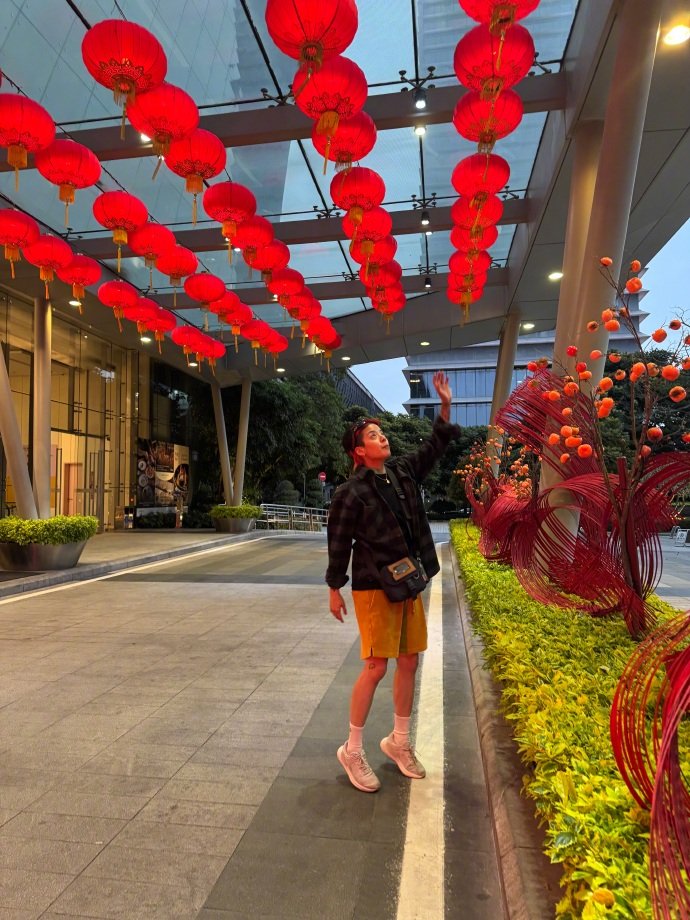 #Amber #AmberLiu #엠버 
Amber updated weibo &amp; xhs: 
“Good luck in the Year of Horse🧧”