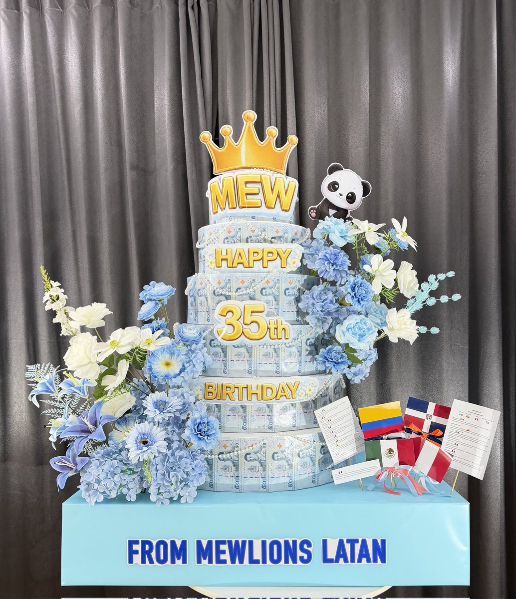 MewlionsLatam22's tweet photo. Here's to another trip around the sun. Happy birthday! 

MEW ROUTE LOVE RHYTHM

@MSuppasit
#RouteLoveRhythm
#MewSuppasit
#MewBDFanmeet26 https://t.co/GOoNbOjlHm
