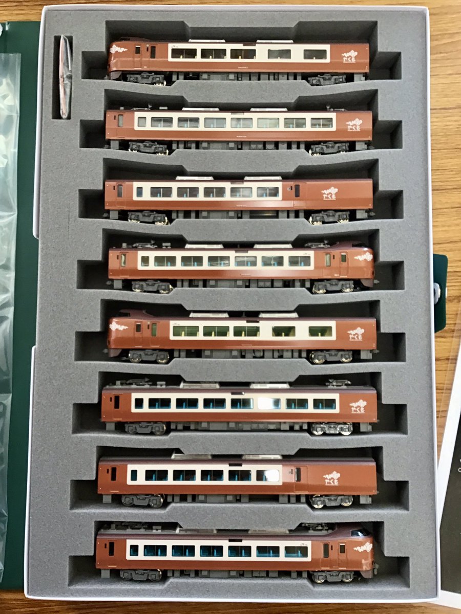 タムタムSW鉄道模型紹介コーナー🚉】 #KATO 10-2000『273系 やくも 8両