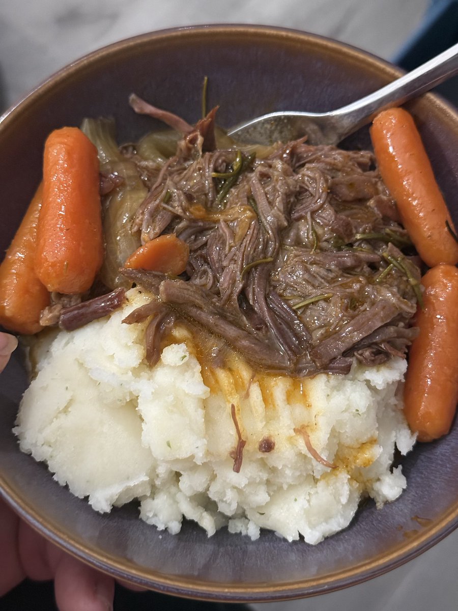freckledbutt's tweet image. gochujang pot roast