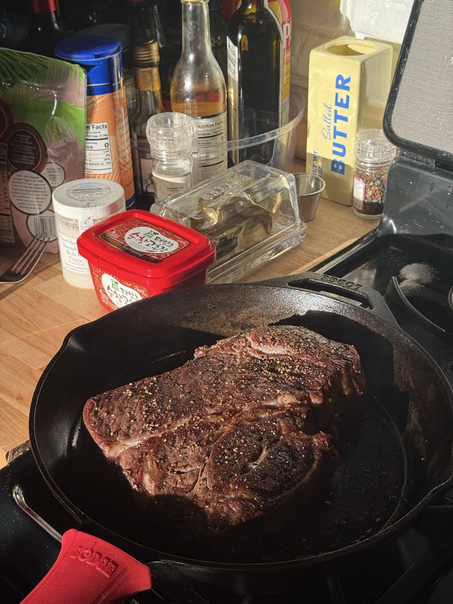 freckledbutt's tweet image. gochujang pot roast