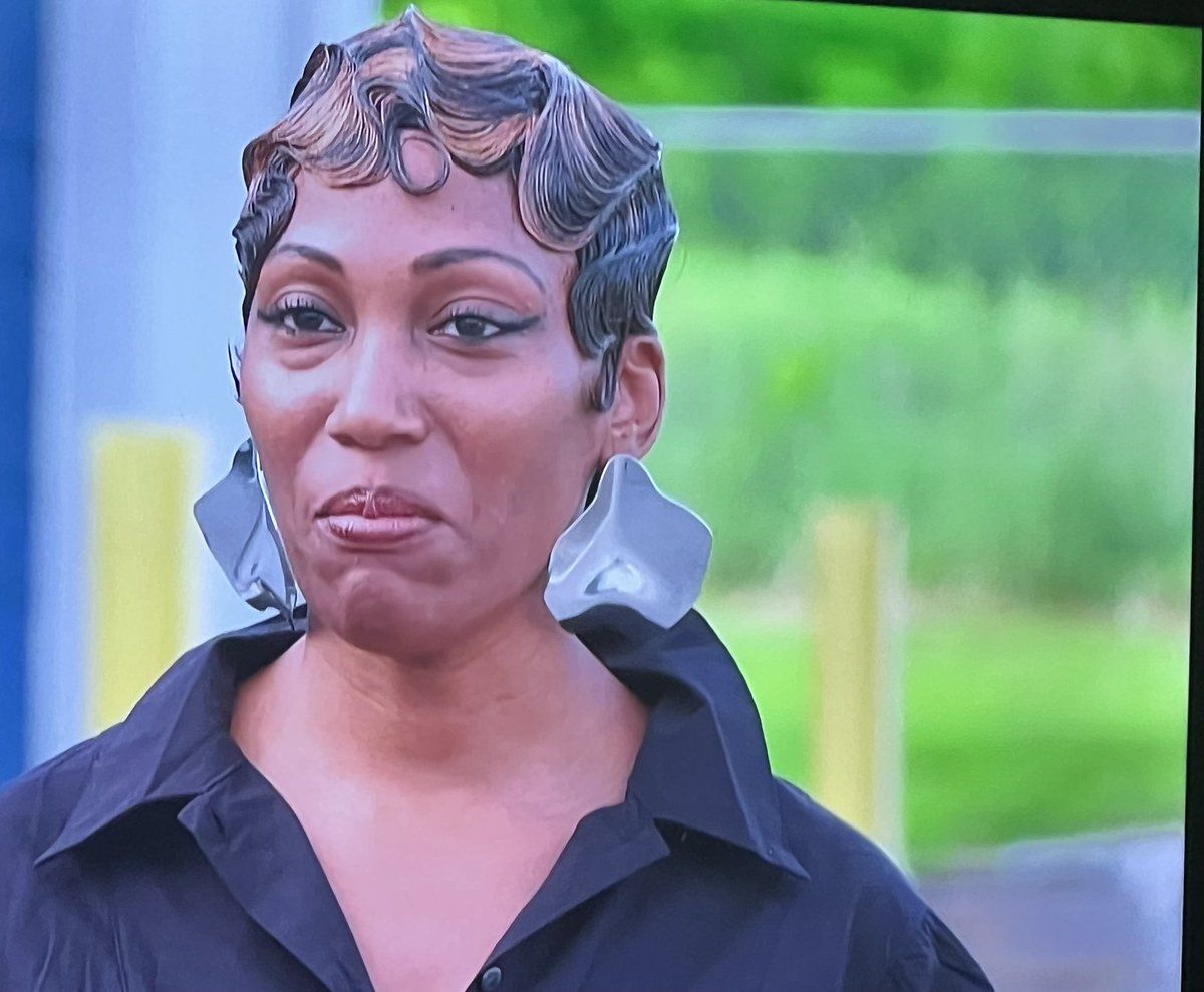 Jaded_Chinx's tweet image. Ms. Kita’s hair and makeup reminds me of a 1920’s flapper #loveafterlockup #lifeafterlockup