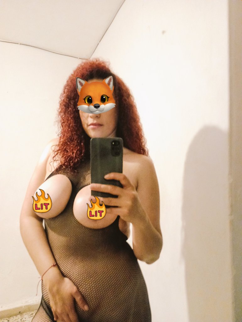 RizoxxBoobss's tweet photo. Ya que no se come carne roja que tal comerte mis pechugas o mejor aún verlas en acción amores🥵😋😈 Que esperas para estar en mi canal hay promociones pecadoras #sinwger #putiesposá #pecado #Tetona #Contenidohot #Belloxxx https://t.co/TpjoMESsZH