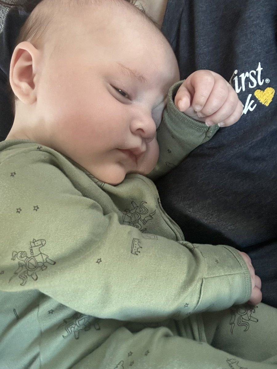 Cassie (is full of cans 😔) Frey tweet media