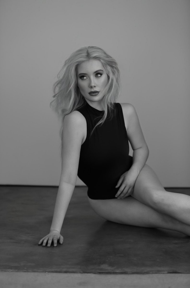 Rachel Woznow tweet media