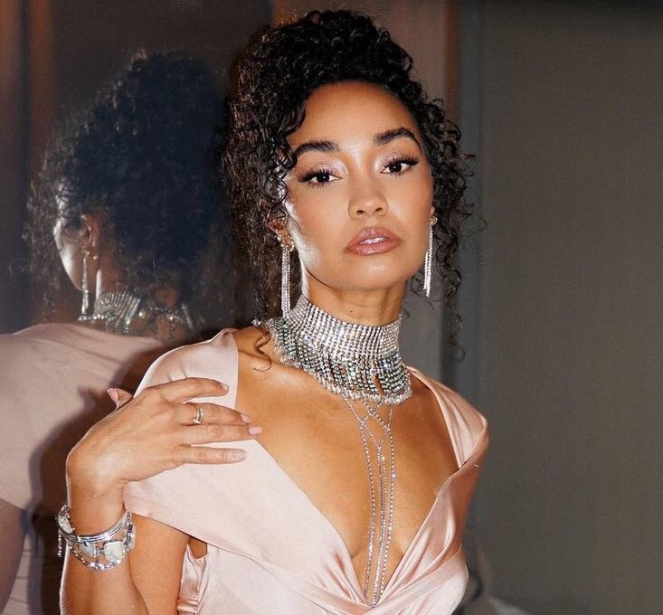 angelLacybaby's tweet image. Its about time we have a serious conversation about how some of yall continue to treat black women in girl groups..